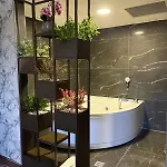 Shelby Hotel 4*