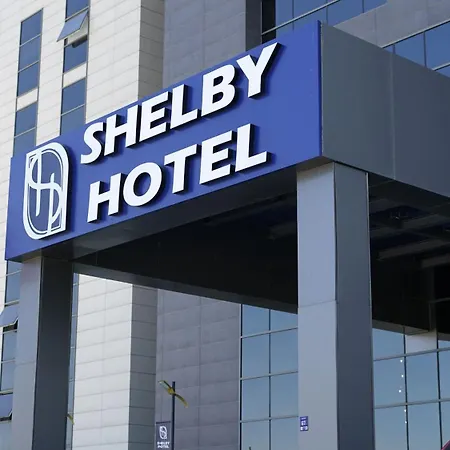 Shelby ホテル 4*
